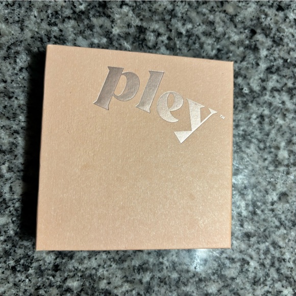 Pley Beauty One Stop Pop Full-Flush Blush in First Hello - Picture 5 of 6